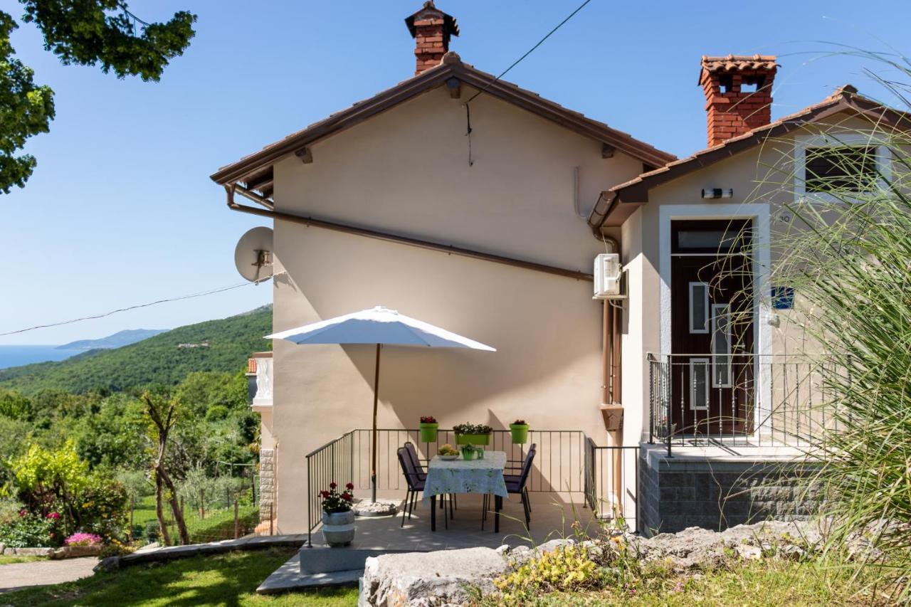 Apartman Danijela Zagorje ภายนอก รูปภาพ